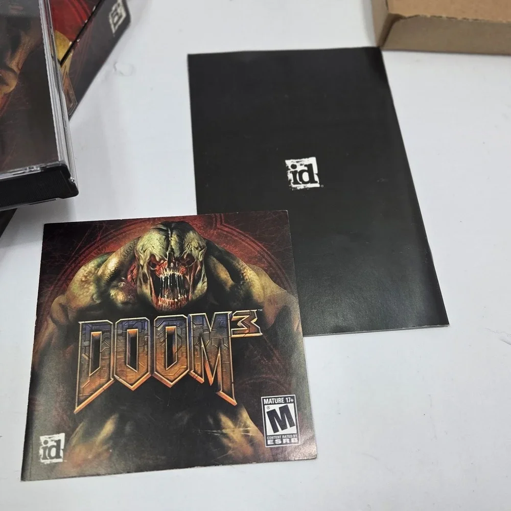 Doom 3 Big Box Version PC Game 3 Disc Complete‎ 2004 3 Discs